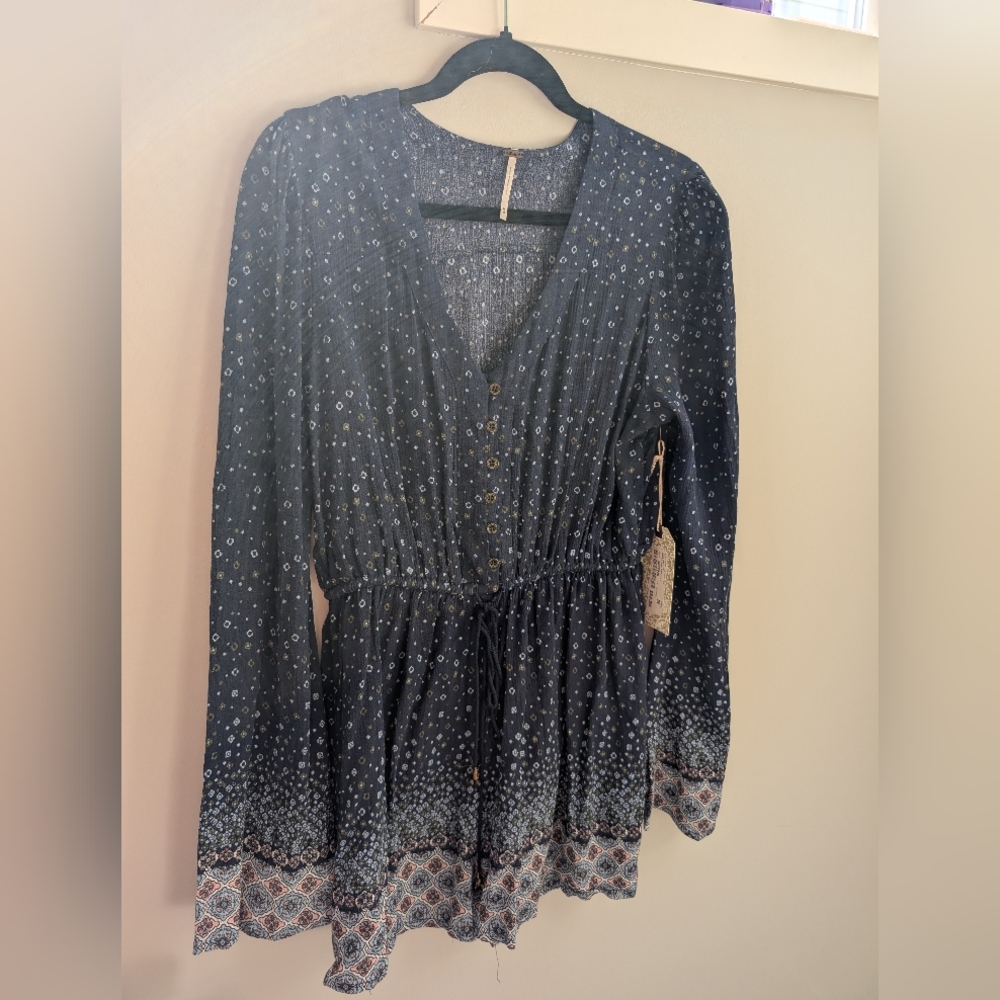 NWT HARLOW Nora Romper Size M, Blue, Viscose